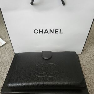Chanel wallet